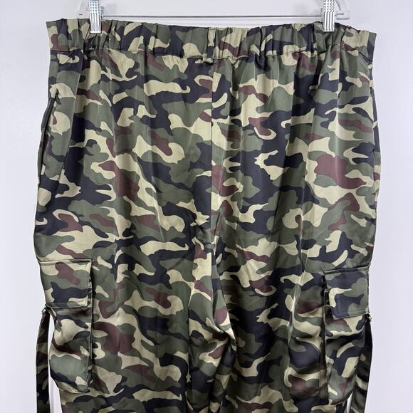 New Camo Cargo Nina Parker Straight Leg Pants Plus Size 18W High Rise Gorpcore - Picture 8 of 13
